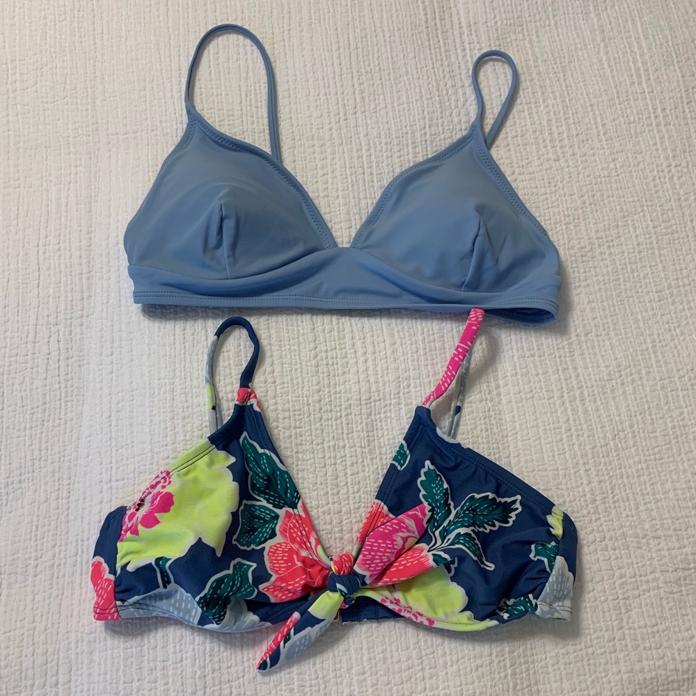 (2) bikini tops - light blue, floral